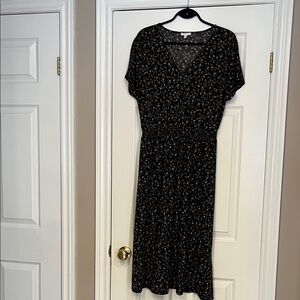 Reitmans Black Floral Midi Dress Size L